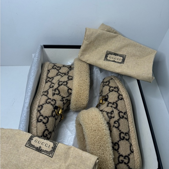 Gucci Fria Horsebit unisex wool covered GG monogram booties Women Sz 9 Men Sz 6 - Picture 8 of 8